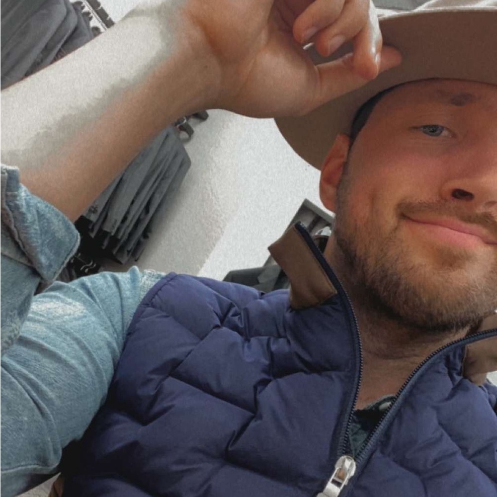 Meet your Posher, Nick